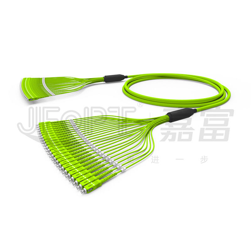 Veste à plusieurs modes de fonctionnement pré terminée de PVC du noyau OM5 du câble 24 de fibre optique de paquet 0.5m se branchant avec SC/APC