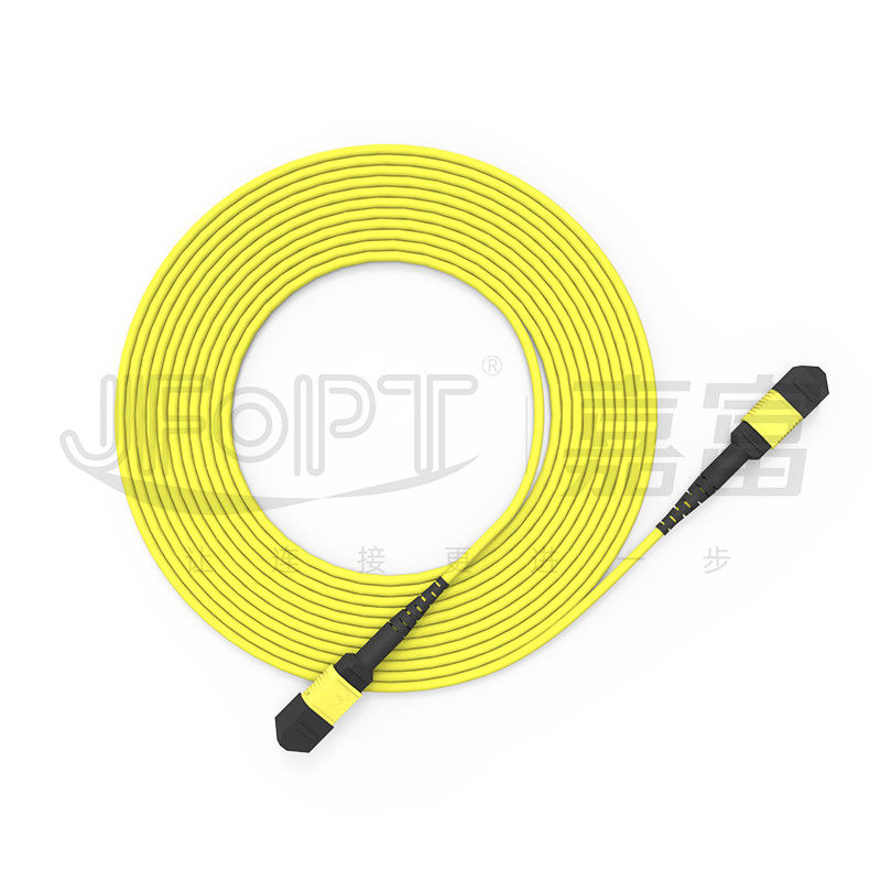 Le câble MPO à fuselage monomode à 24 cœurs G657A1/G657A2