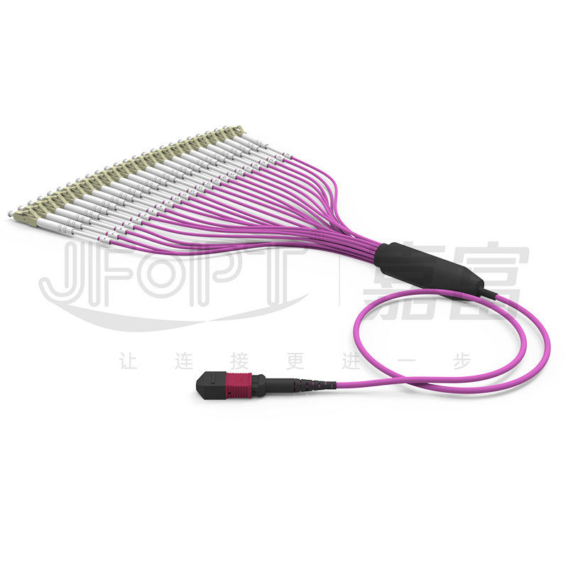Multimode OM4 MPO à 24 cœurs à câble à fibre LC LSZH pour un centre de données à haute densité
