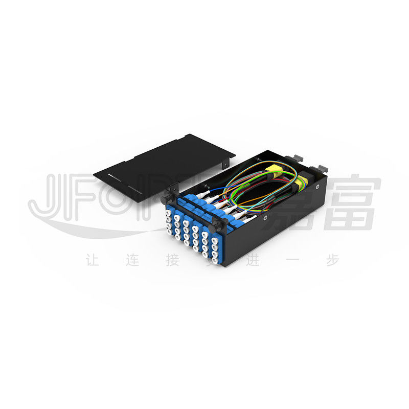 1U MPO-LC G657A1 144 Noyaux Densité Boîte de jonction haute densité avec adaptateur LC châssis en acier laminé à froid